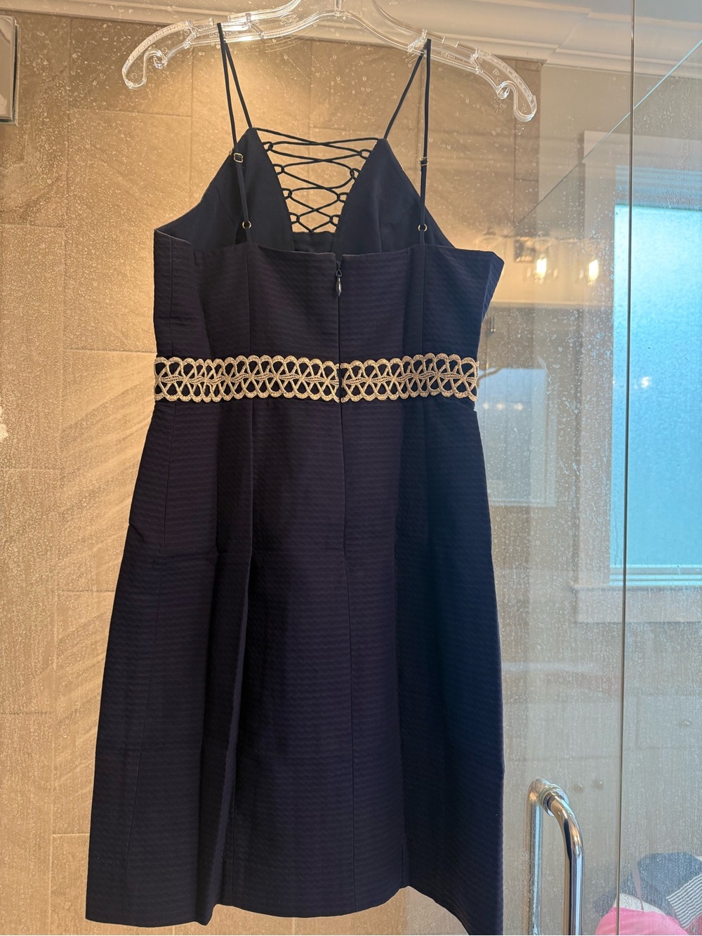 Lilly Pulitzer Navy Lace-Up Trim Shift Dress | Style 29753 | Size 2 | Worn Once - Picture 3 of 4